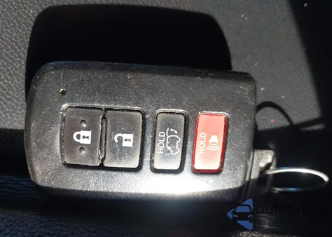 2018 Toyota Highlander Xle from USA, damaged, VIN 5TDJZRFH0JS540393